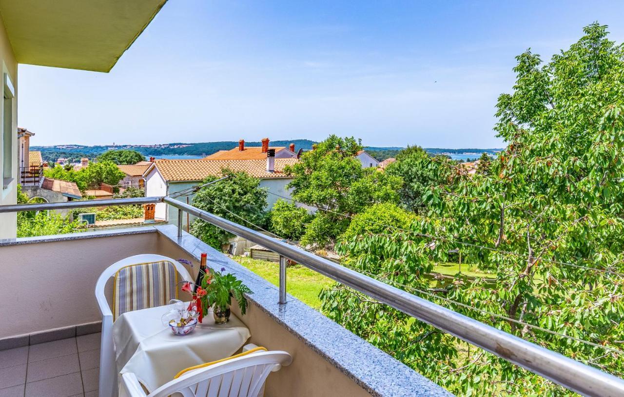 Apartment Lorencin Milka Medulin Exteriör bild
